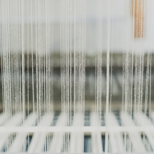 播州織の製造工程 - 糸染めから縫製まで